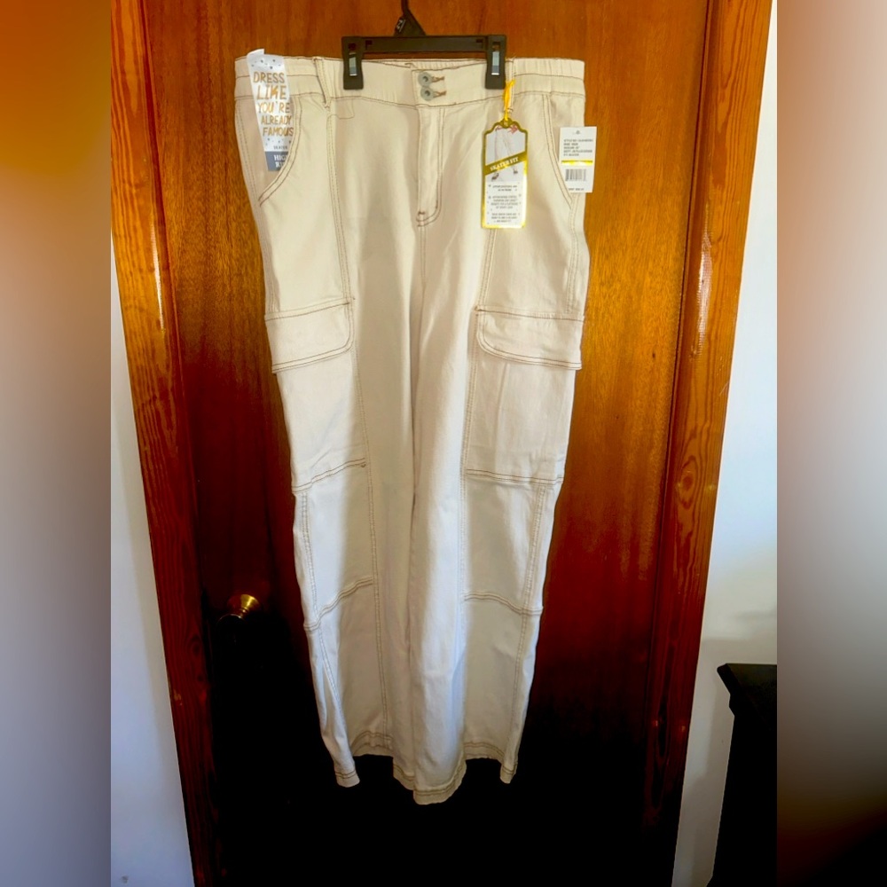 Celebrity Ace Brand Skater Fit Pants size 18